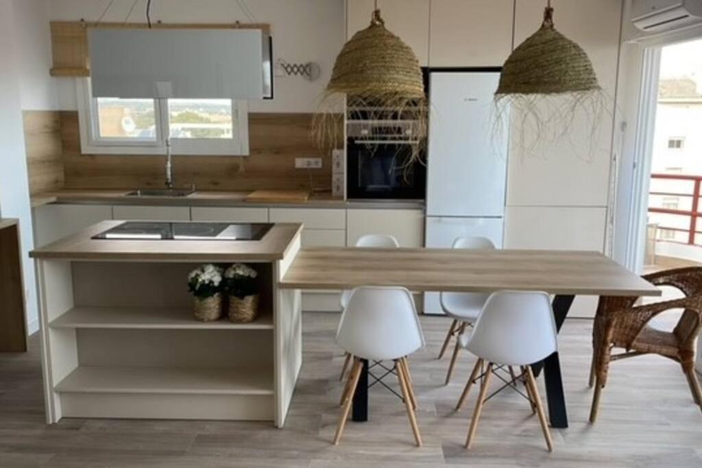 Precioso Apto Miami Primera Linia Playa Cala De Las Sirenas, Con Wifi Y Netflix, Adecuado Para Teletrabajar 迈阿密普拉特亚 外观 照片