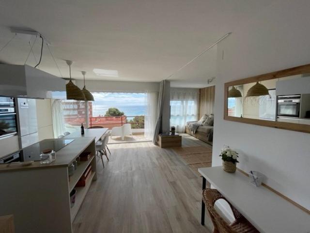 Precioso Apto Miami Primera Linia Playa Cala De Las Sirenas, Con Wifi Y Netflix, Adecuado Para Teletrabajar 迈阿密普拉特亚 外观 照片